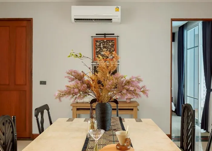 187海天盛筵独栋泳池别墅 Bangkok